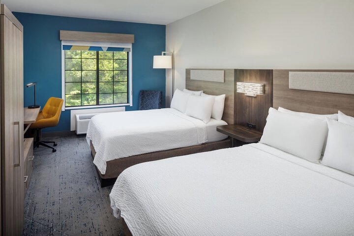 Holiday Inn Express & Suites Albermarle by IHG