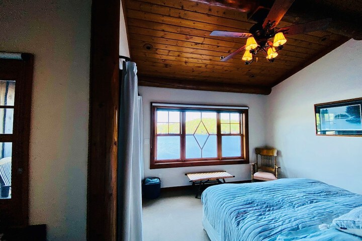Room 67 of 241