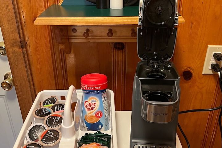 Breakfast/Coffee Service 199 of 236