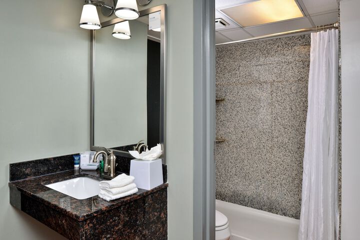 Four Points by Sheraton Virginia Beach Oceanfront