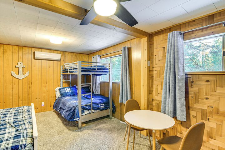 Graeagle Vacation Rental Cabin w / Game Room!