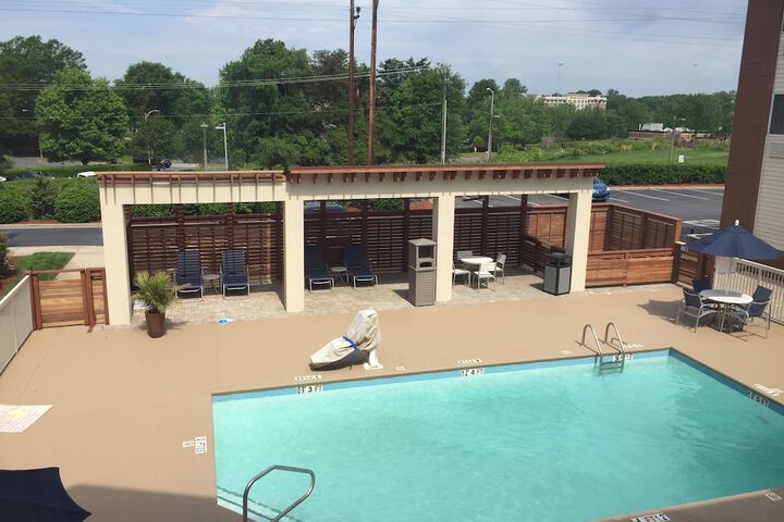 Pool 6 of 31