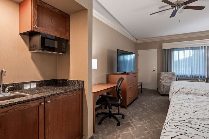 Room 18 of 62