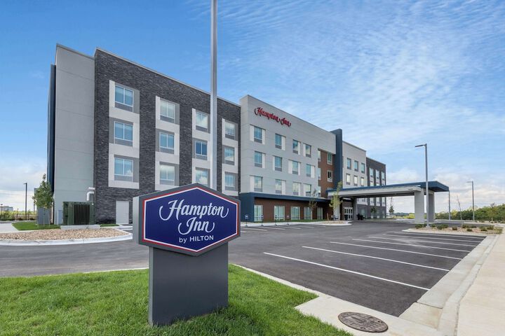 Hotel 7 of 36