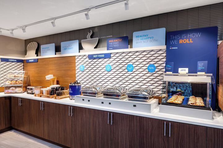 Holiday Inn Express Portland South-Lake Oswego by IHG