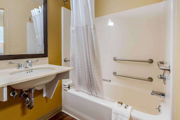 Extended Stay America Suites Elizabeth Newark Airport