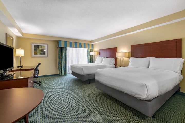 Room 75 of 119
