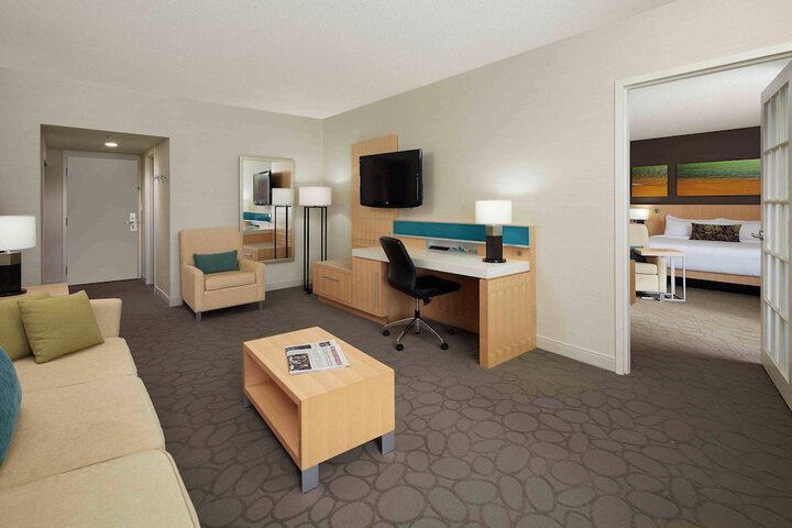 Room 36 of 60