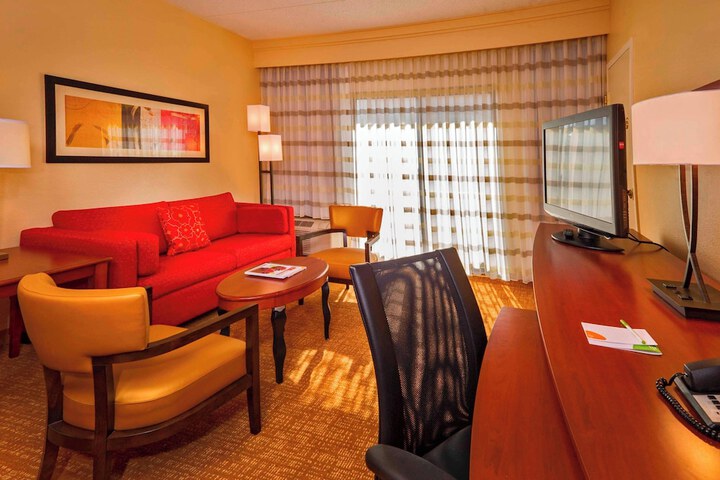 Room 10 of 22