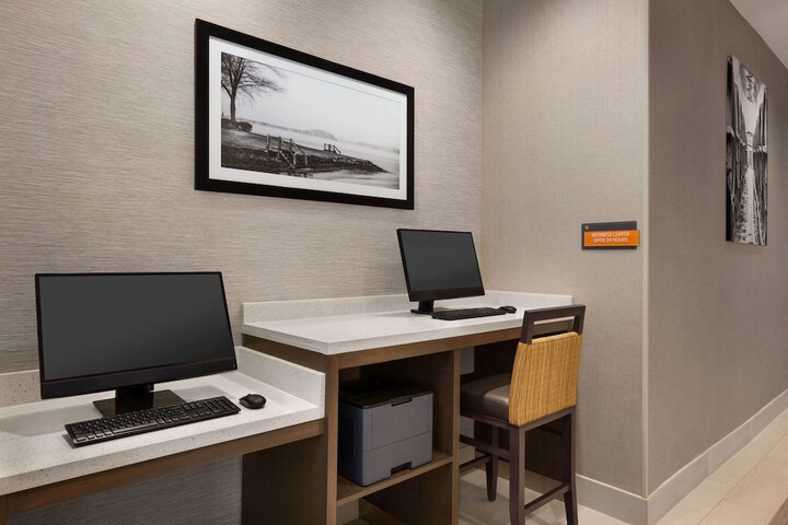 Business Center 55 of 55