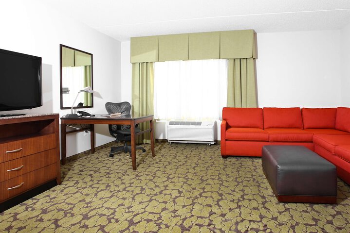 Room 18 of 35