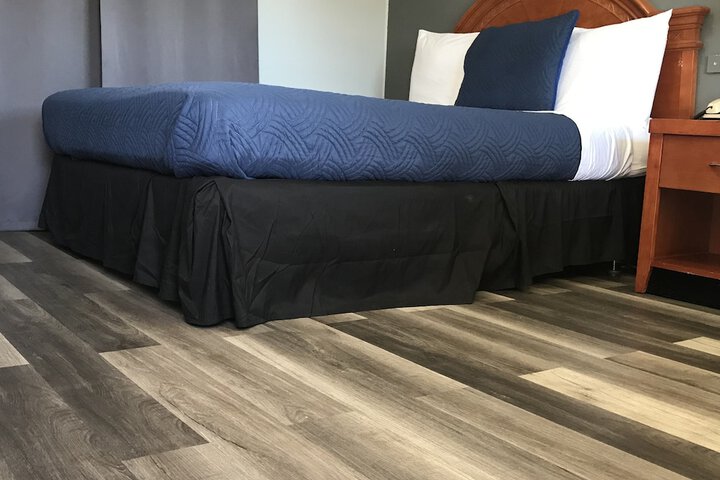 Room 30 of 38