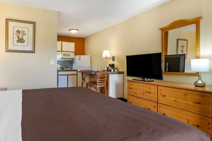 Room 34 of 44