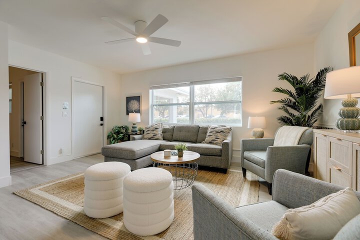 Intracoastal Getaway! North Palm Beach Apartment