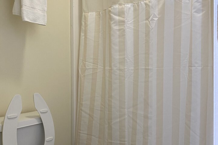 Room 14 of 30