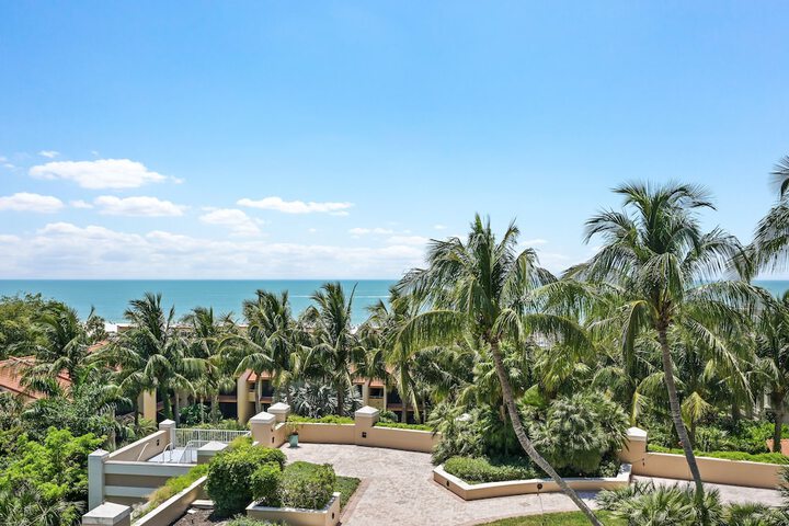 Marco Beach Ocean Suites