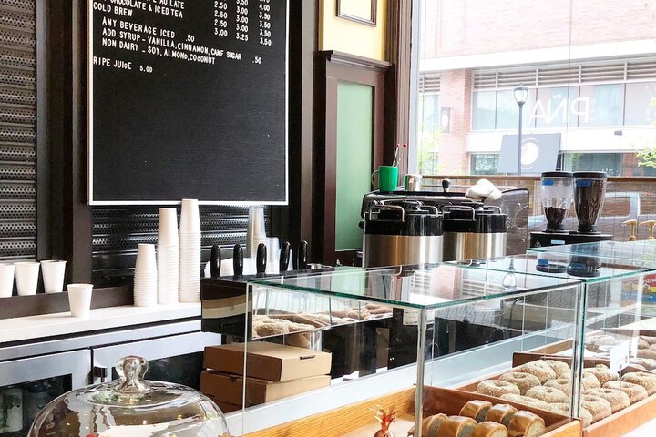 Breakfast/Coffee Service 29 of 40