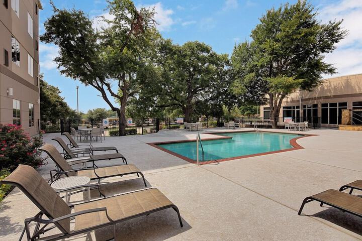 Pool 8 of 50