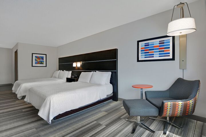Room 18 of 38