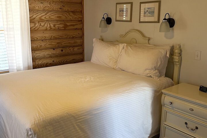 Crown Point Resort