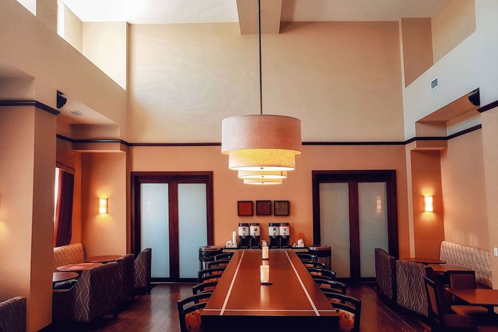Hampton Inn & Suites by Hilton Edmonton Intl Airport