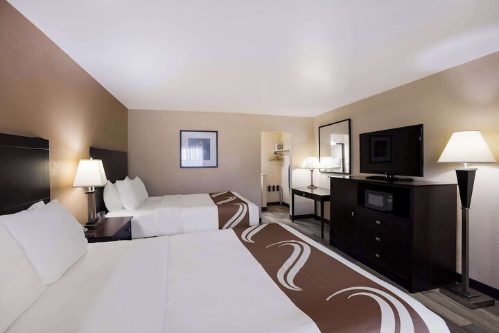 Room 7 of 36