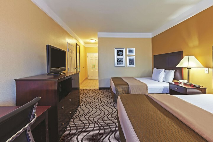 Room 22 of 54