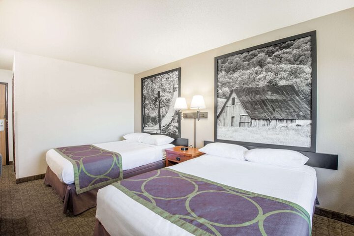 Room 14 of 17
