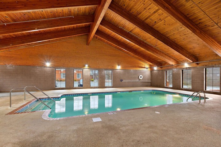 Pool 6 of 56