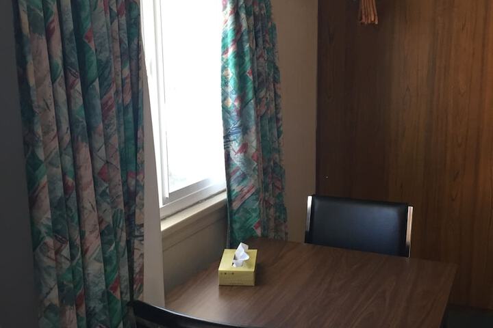 Room 3 of 16