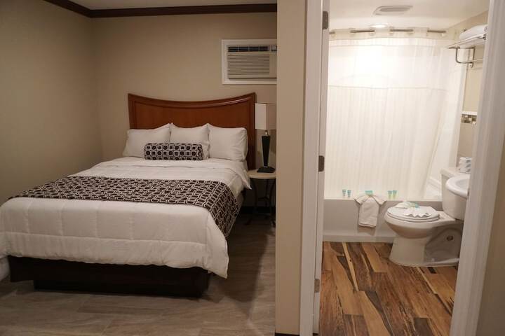 Room 36 of 90