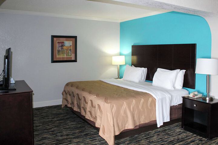 Room 19 of 32