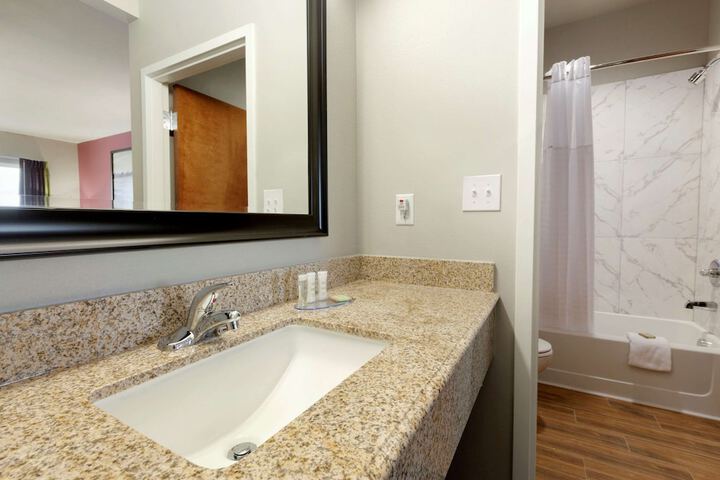 Room 12 of 26