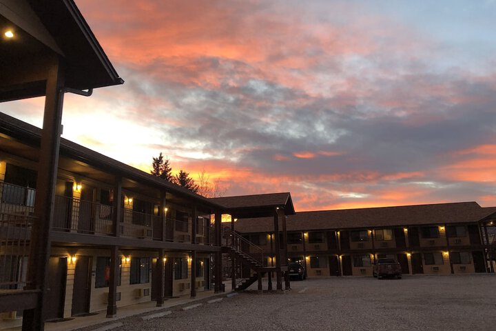 Red Bear Inn