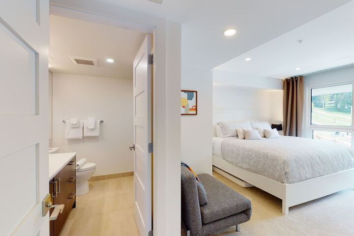 Room 116 of 330