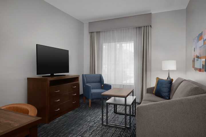 Homewood Suites by Hilton Newark-Cranford