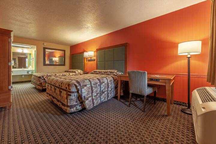 Taos Valley Lodge
