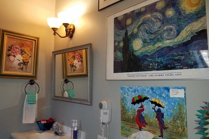 Room 17 of 53