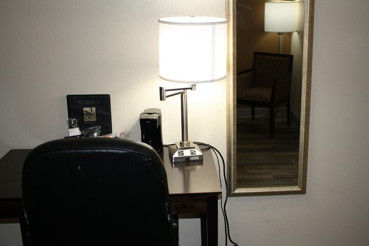Room 83 of 129