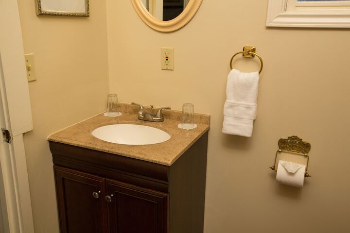 Room 15 of 42