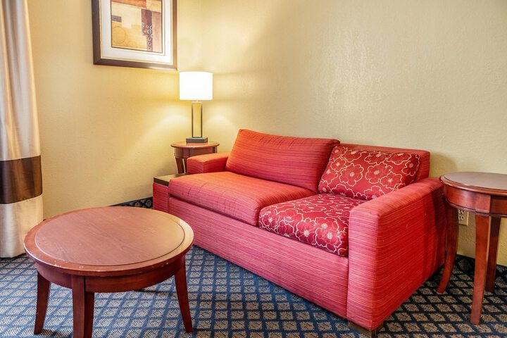 Quality Inn & Suites Seville