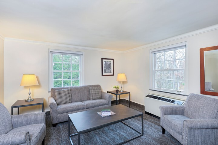 Gideon Putnam Resort & Spa