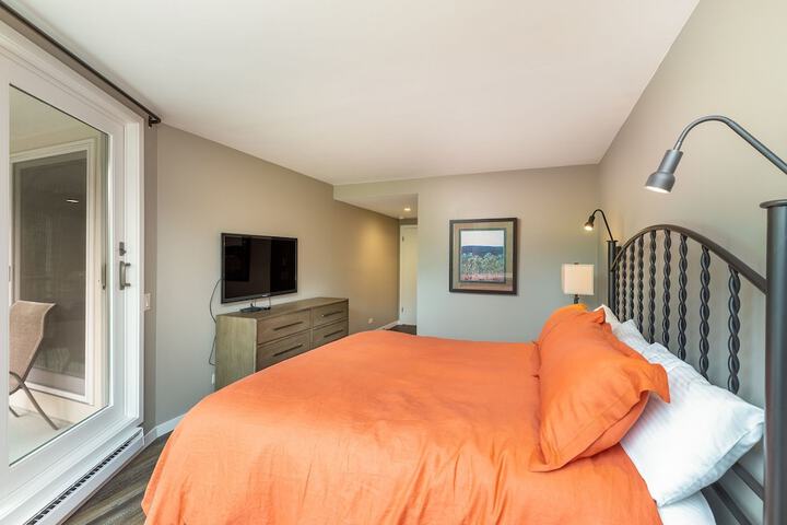 Room 17 of 32