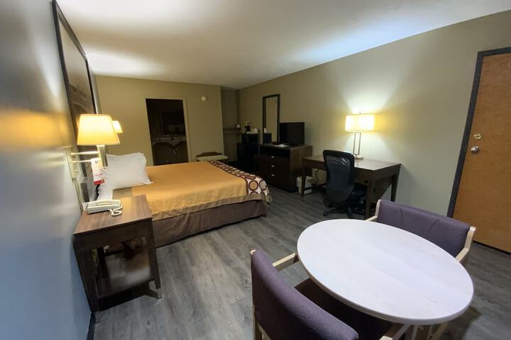 Room 27 of 27