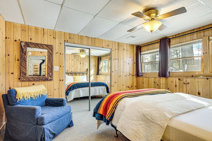 Lakefront Home w / Private Beach in Rhinelander!