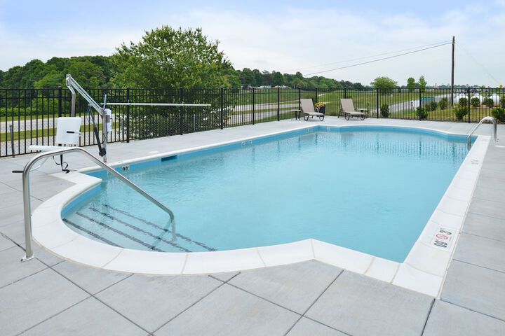 Pool 8 of 28