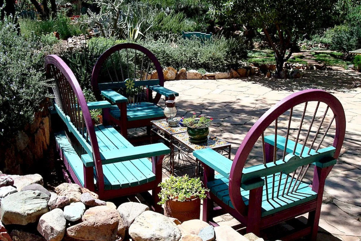The Duquesne House Inn & Gardens