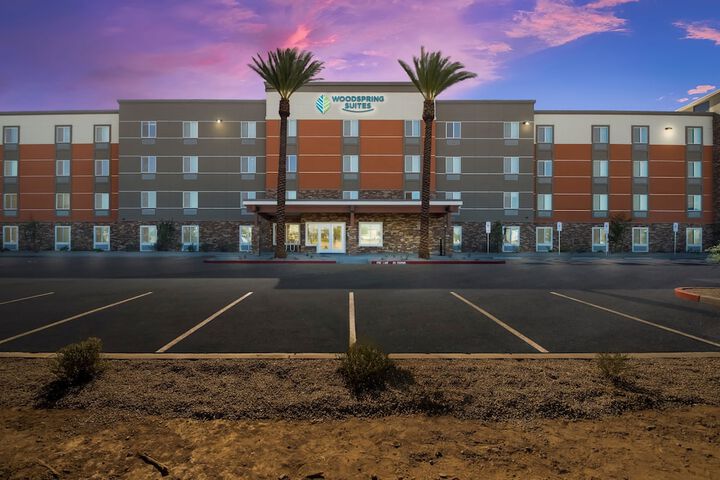 Hotel 1 of 32
