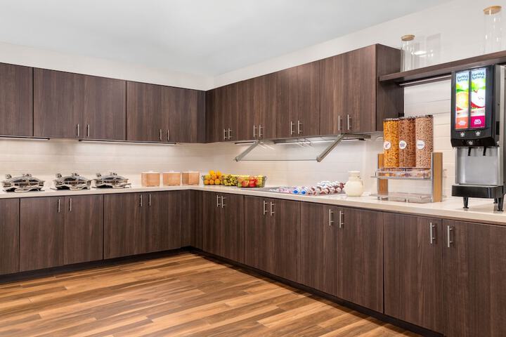 Breakfast/Coffee Service 49 of 55