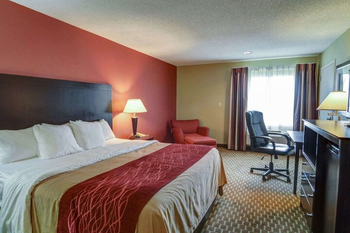 Room 8 of 25